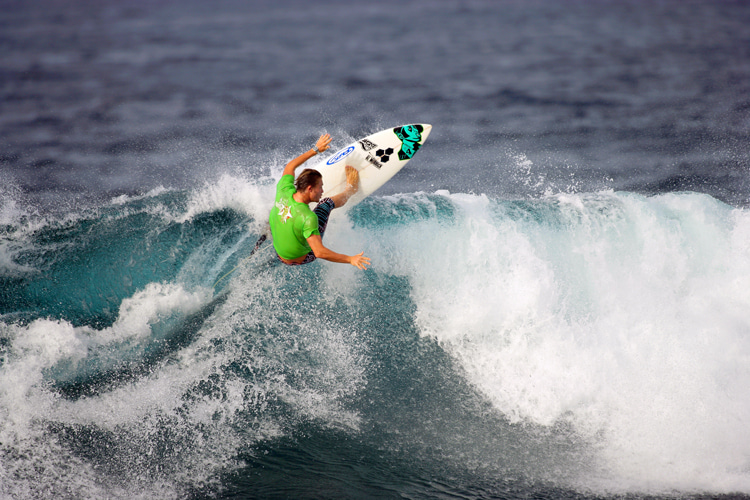 Pavones: a fast, high-performance wave that can take you one kilometer down the line | Photo: Visit Cost Rica