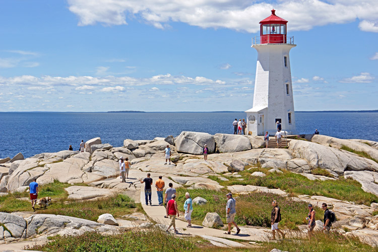 Peggy's Cove Lighthouse: one of the most photographed structures in Atlantic Canada | Photo: Jarvis/Creative Commons Peggy's Cove Lighthouse: one of the most photographed structures in Atlantic Canada | Photo: Jarvis/Creative Commons