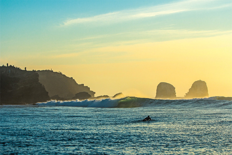 Punta de Lobos: the famous Chilean wave is located in Pichilemu, in the O'Higgins Region | Photo: Save the Waves