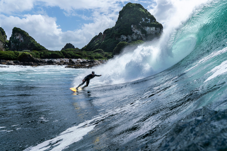 Ramon Navarro: the Patagonia team surfer putting a Yulex wetsuit to the test in Kawesqar, Chile | Photo: Pablo Jimenez/Patagonia