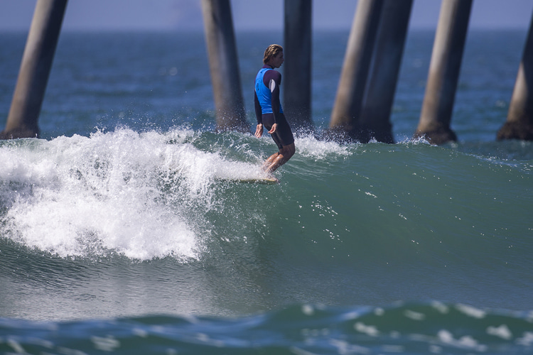 Tosh Tudor: Joel's older son follows his father's longboard footsteps and style | Photo: WSL