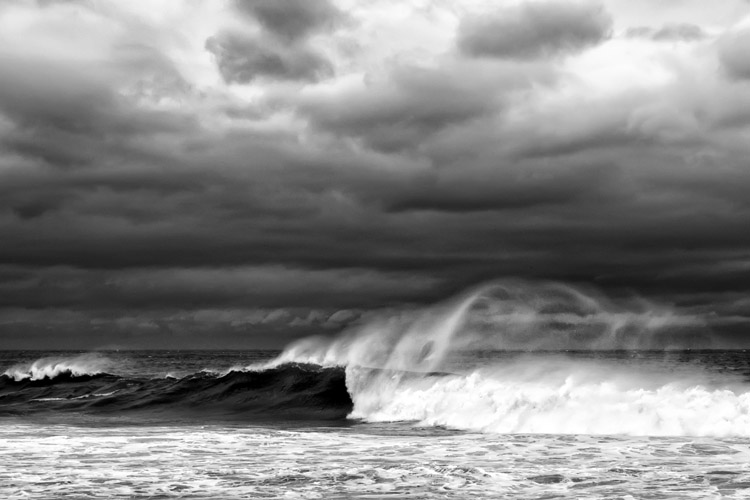 Wind: Commonwealth Bay is the windiest spot on Planet Earth